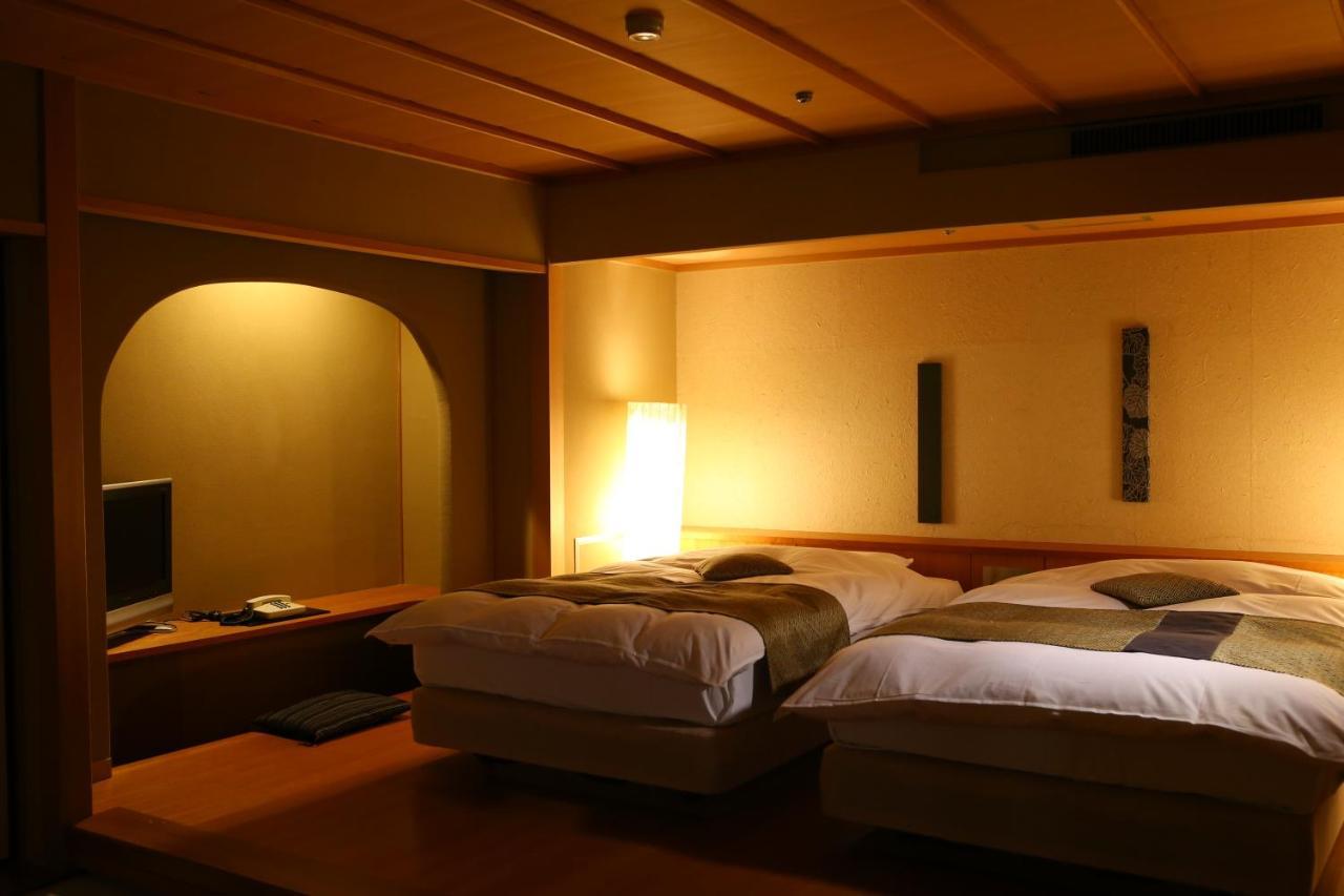Hotel Oku Yugawara Sansuirou Exterior foto